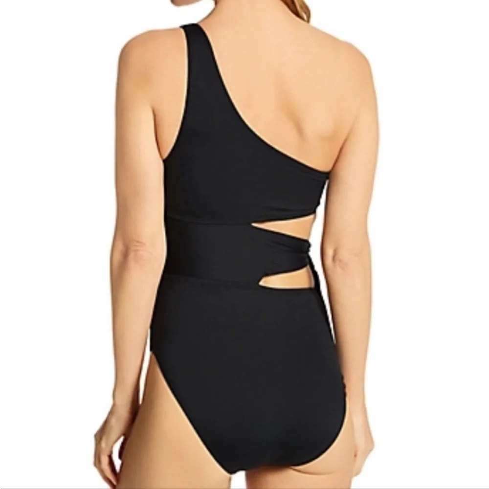 La Blanca new swim